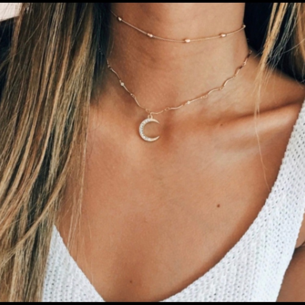 moon choker